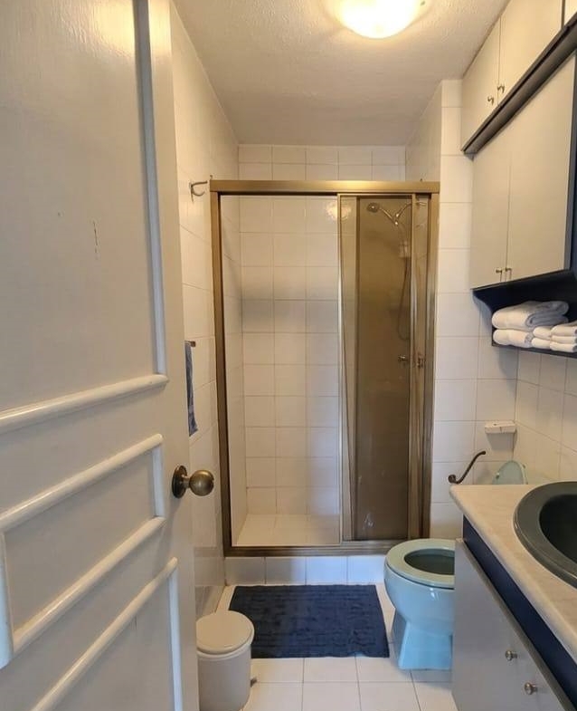 Apartamento en Alquiler en Urbanización Miranda, Caracas – 120m², 2 Habitaciones, 2.5 Baños y 1 Puesto de Estacionamiento