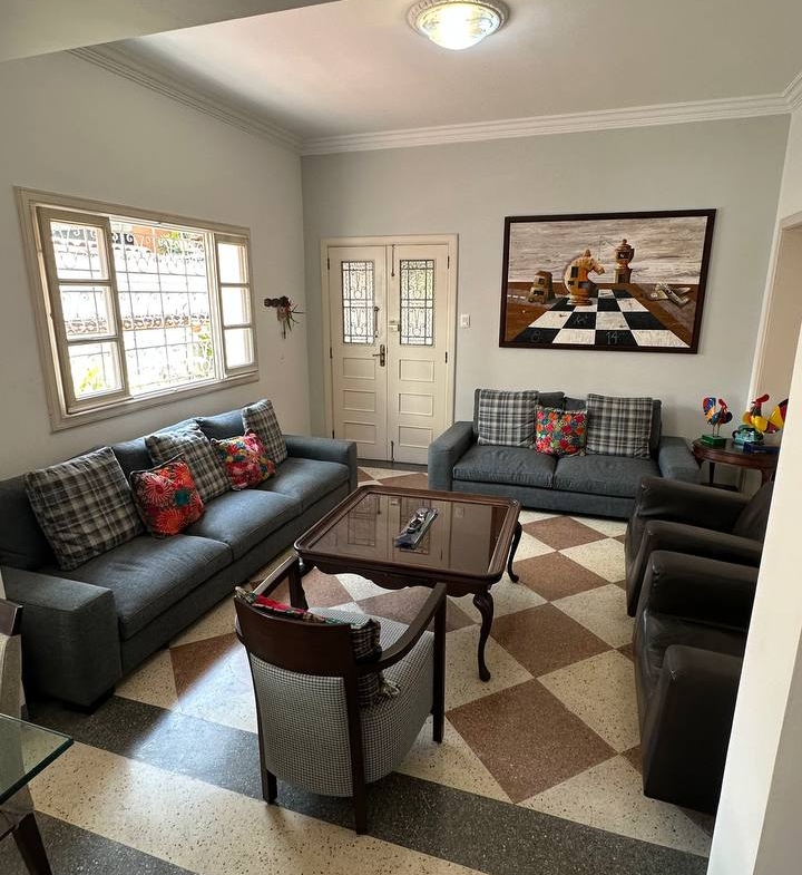Casa en Venta en Las Acacias, Caracas – 410m², 5 Habitaciones, 3 Baños y 3 Puestos de Estacionamiento